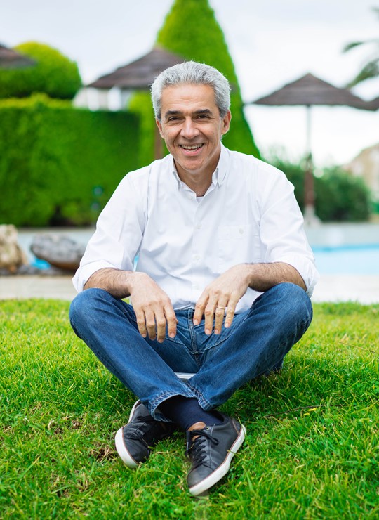 Kostas Vardakis, Hoteldirektor